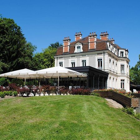 Chateau De La Dame Blanche - Logis Geneuille Екстериор снимка